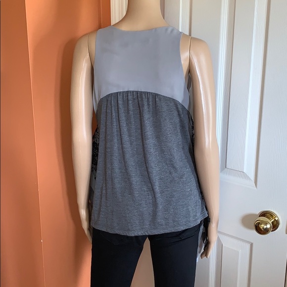 Boundary & Co. Multi layered front gray. tank SZ M - Picture 6 of 10
